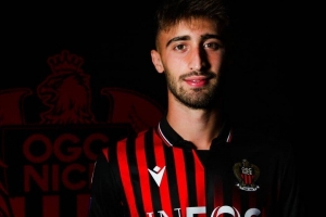 开云-官方：佛罗伦萨宣布先租后买后卫维蒂 据悉选择买断费为500万欧